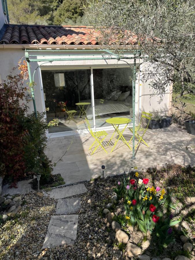 Gite La Maison Dans L'Olivette Oraison Esterno foto