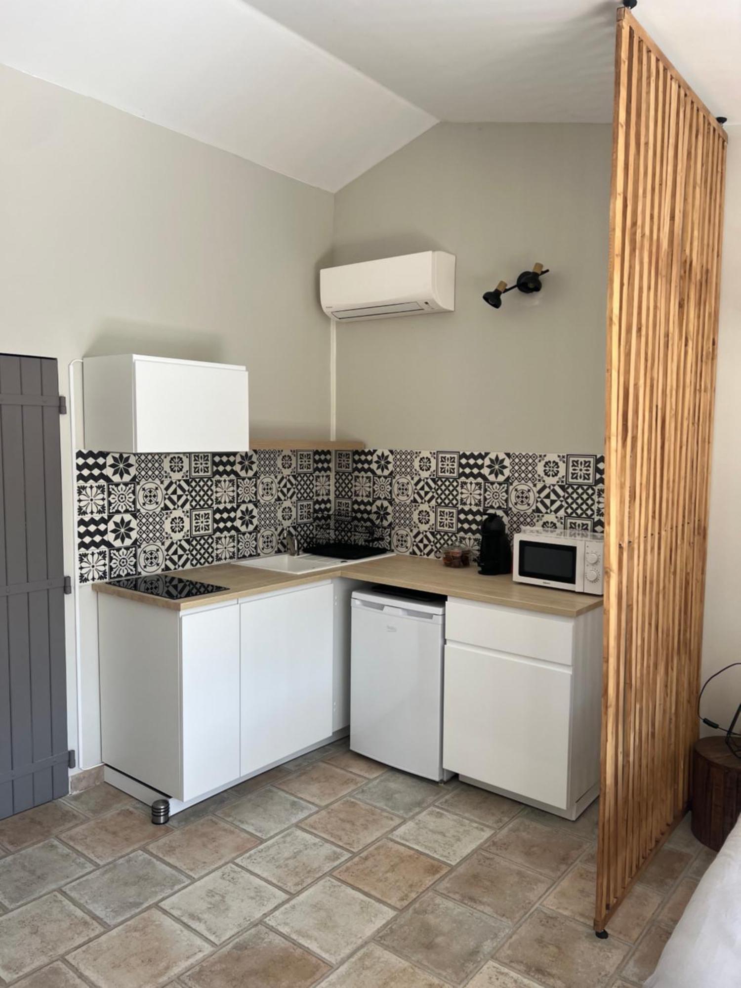 Gite La Maison Dans L'Olivette Oraison Esterno foto